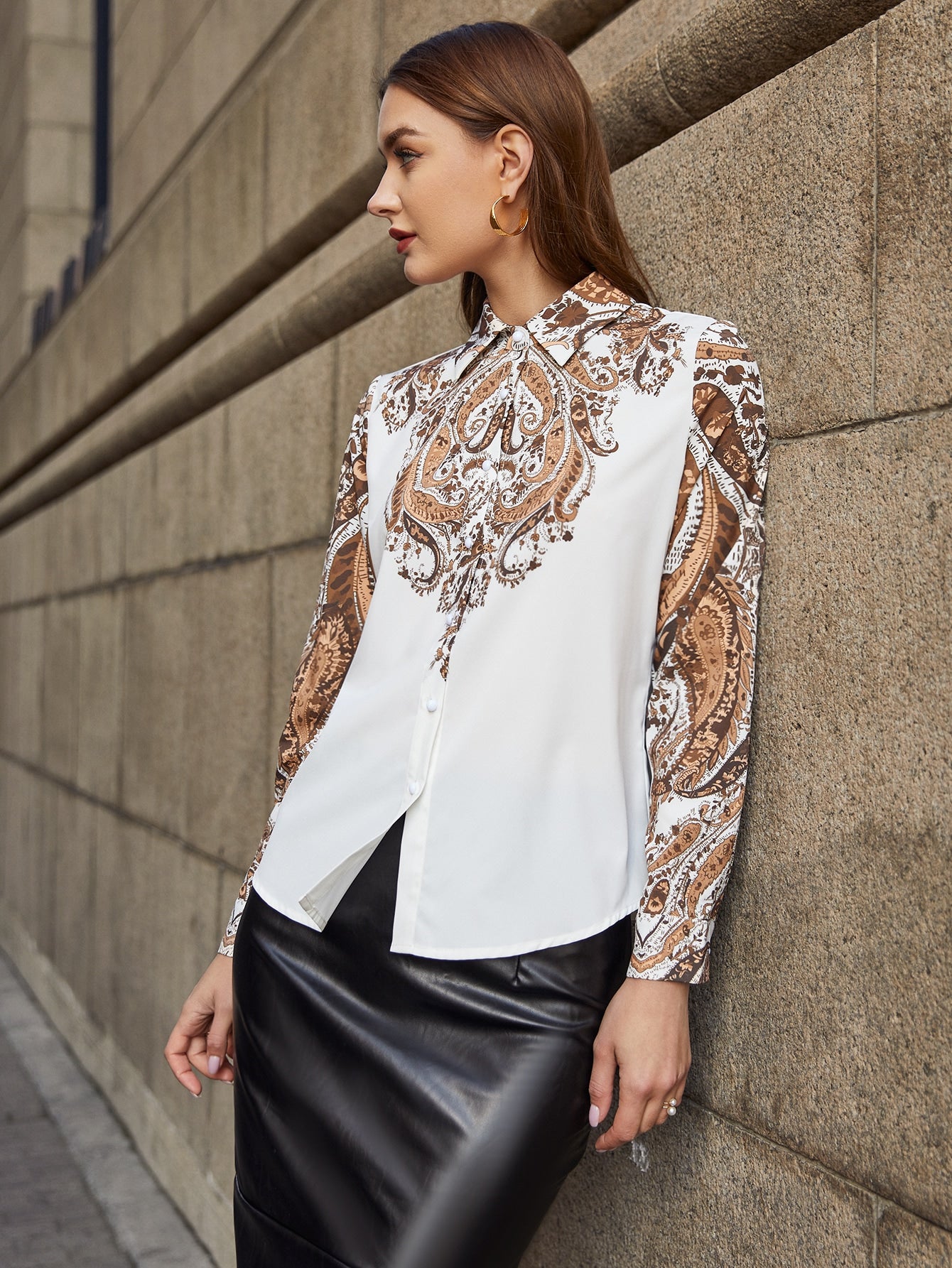 Single Breasted Paisley Print Blouse